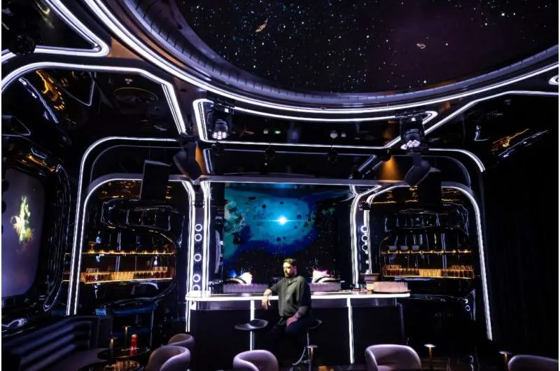 Блюда-изюминки ресторана Woohoo включают 'динозавровый тартар', воссоздающий вкус вымерших рептилий