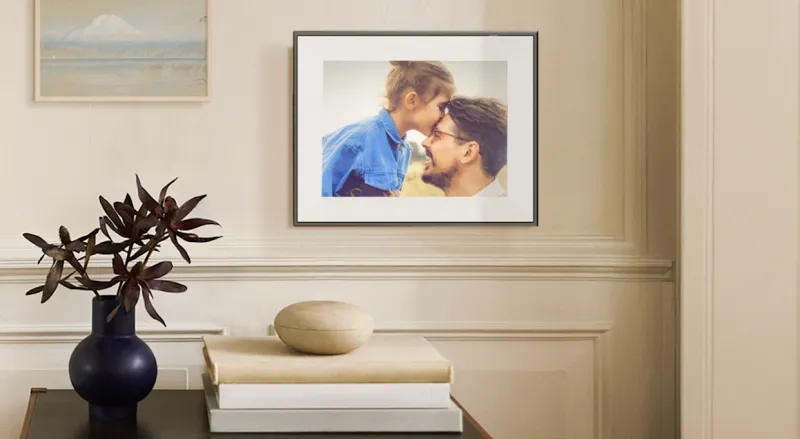 Aura Ink: Цветная рамка с E-Ink для ваших фото