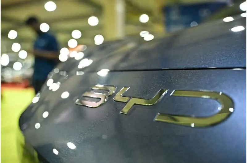 BYD: Рекордные продажи электромобилей в 2025 году