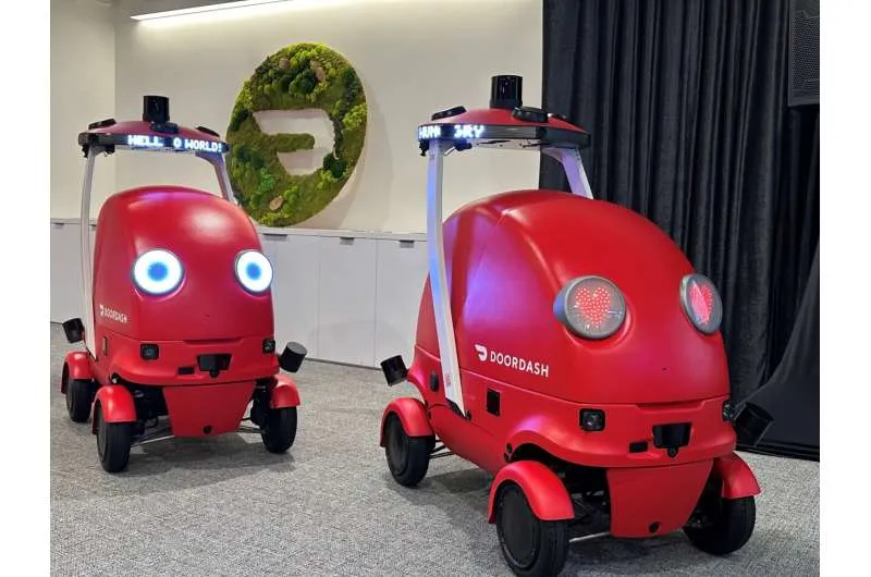 DoorDash запускает роботов-доставщиков и бронирование ресторанов