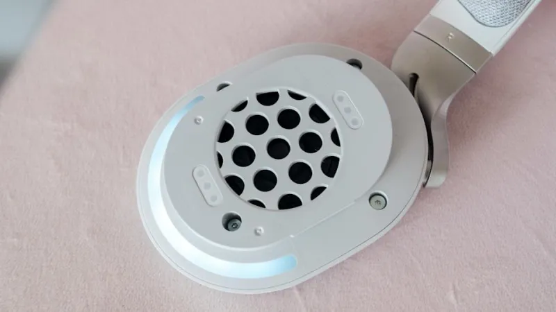 Крупный план регулятора громкости Scape.