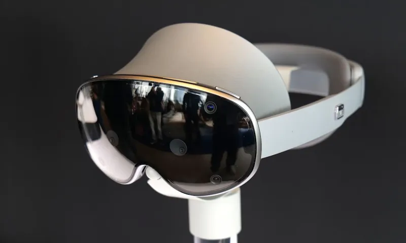 Galaxy XR: Android XR и мир приложений без границ