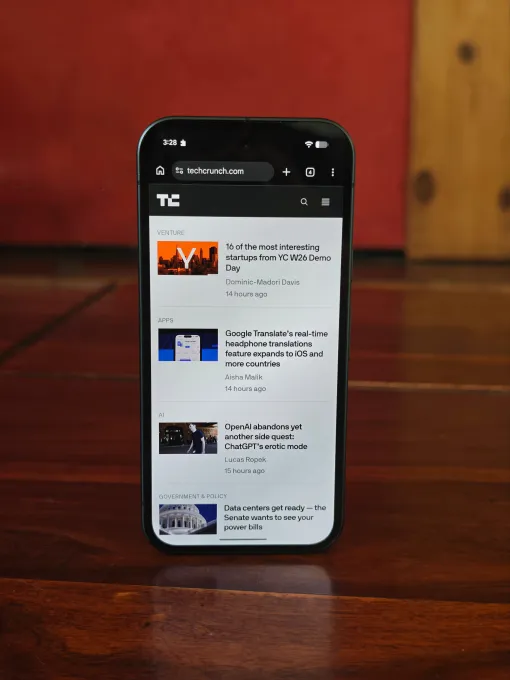 Google Pixel 10a: плоский дизайн без камерного блока