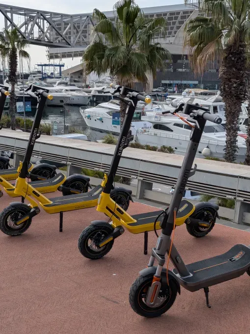 Google Pixel 10a: плоский дизайн без камерного блока