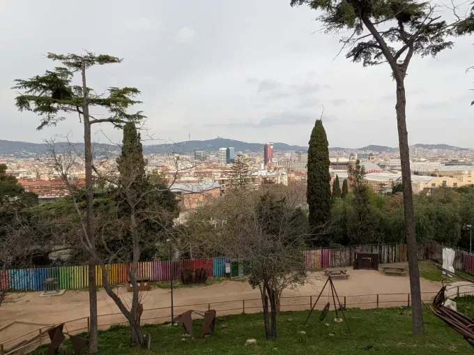 Google Pixel 10a: плоский дизайн без камерного блока