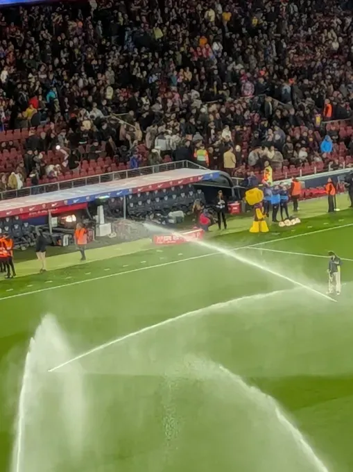 Google Pixel 10a: плоский дизайн без камерного блока