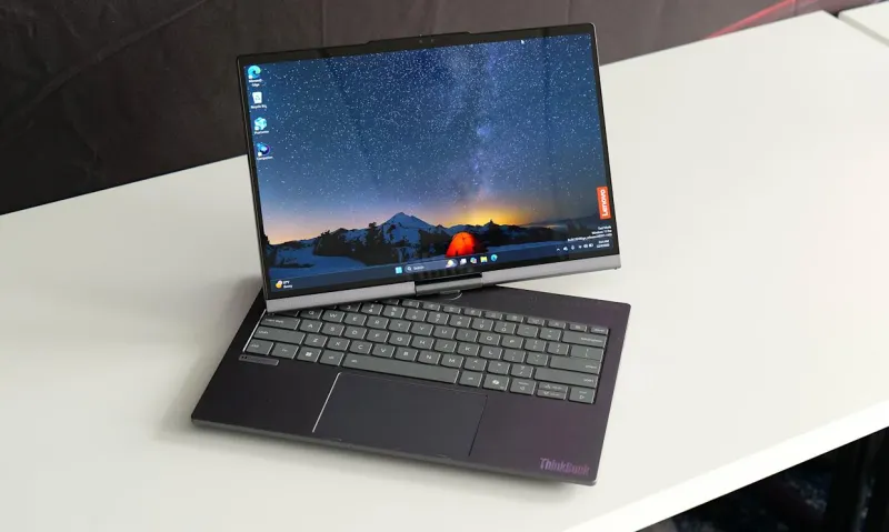 Lenovo ThinkBook Plus Gen 7: ноутбук с моторизованным экраном