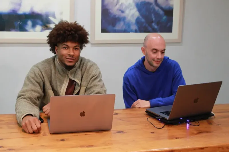 Mmotion: Как найти друзей в большом городе