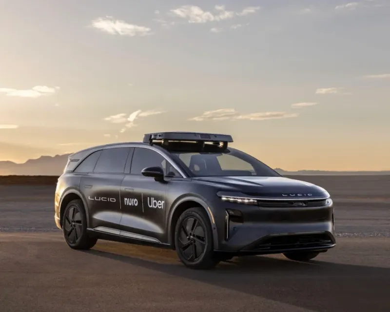 Nuro получает разрешение на тесты автономных Lucid Gravity SUV в Калифорнии