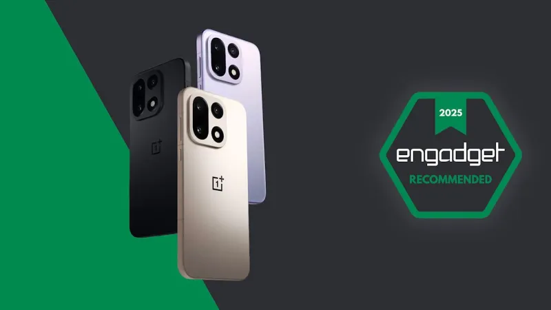 OnePlus 15 предлагает большой, яркий AMOLED-дисплей.