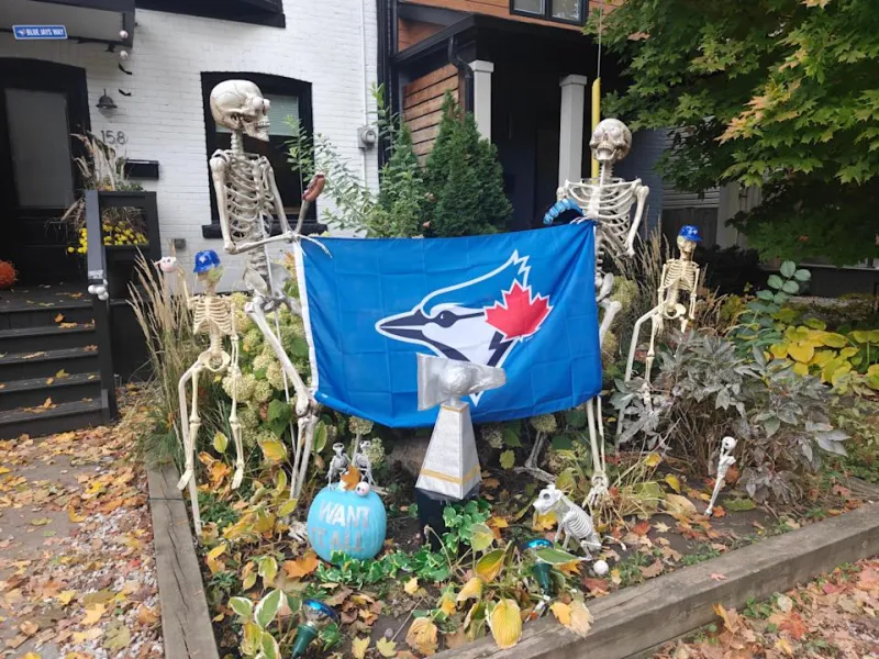 Чехол из арамида — один из трех, предлагаемых OnePlus к OP15.