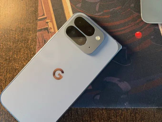 Pixel 10 Pro Fold: Прочность и AI в новом поколении