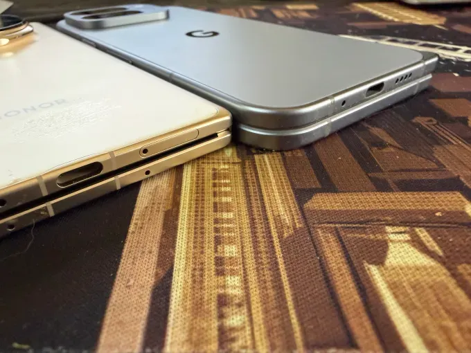 Pixel 10 Pro Fold: Прочность и AI в новом поколении