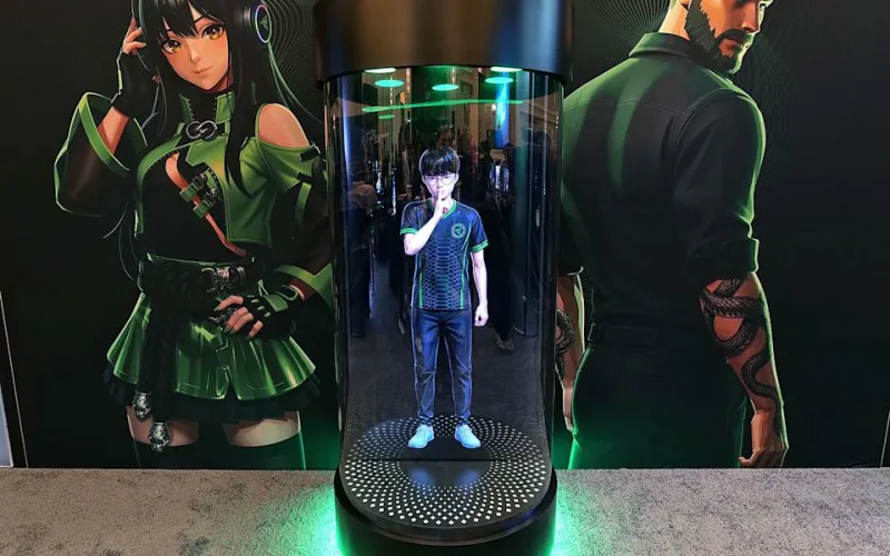 Faker's avatar was only viewable in this nearly life-size mock up. 