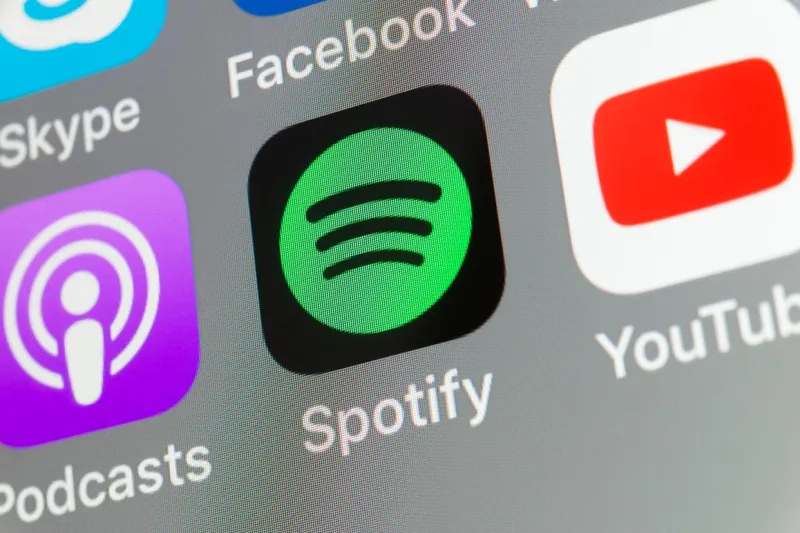 Spotify прекратил трансляцию рекламы ICE: подробности