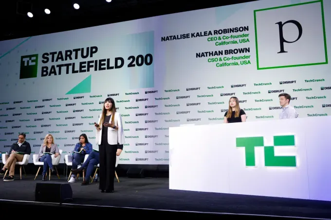 Презентация на TechCrunch Disrupt Startup Battlefield