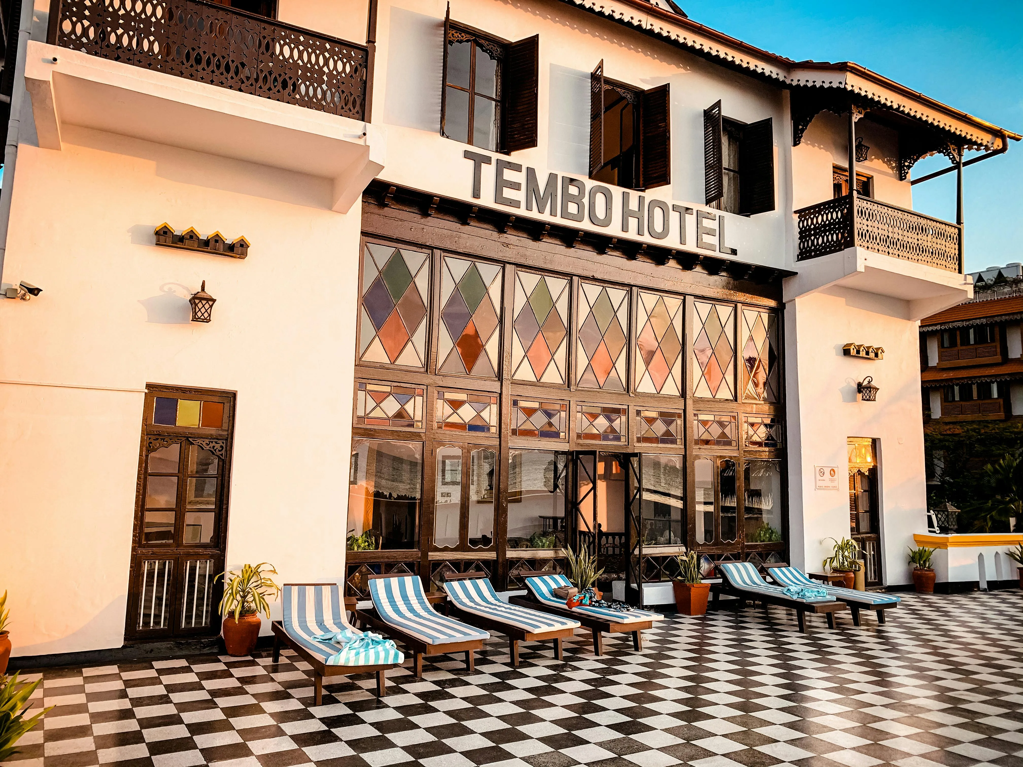 Tembo: Уникальный барабанный автомат с магнитным секвенсором