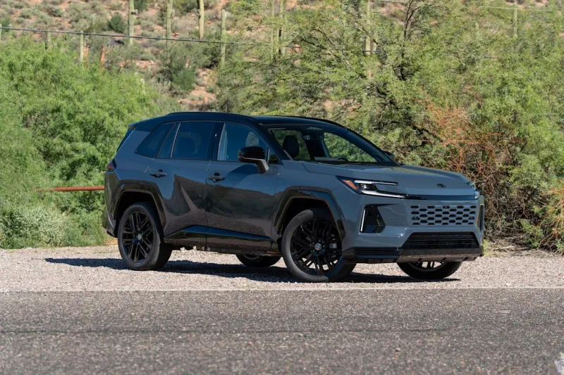 Toyota RAV4 2026: Гибрид, ИИ и новый уровень комфорта