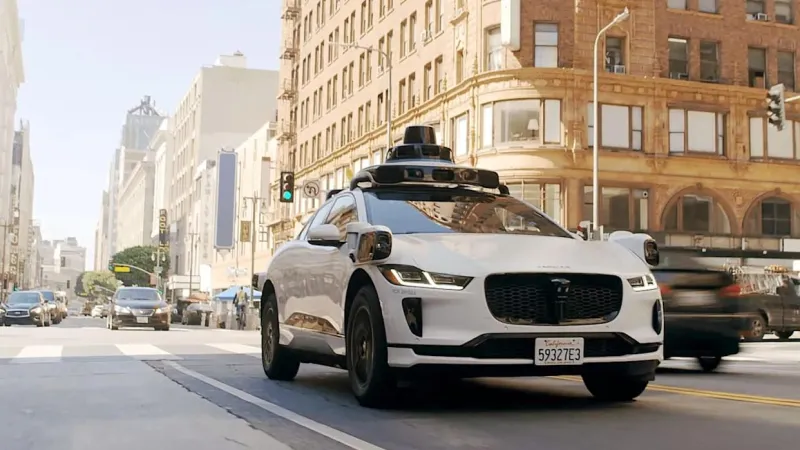 Waymo расширяет автопарк: новые города и технологии