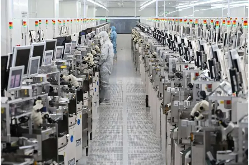 Дефицит чипов памяти: Рост цен на смартфоны и гаджеты