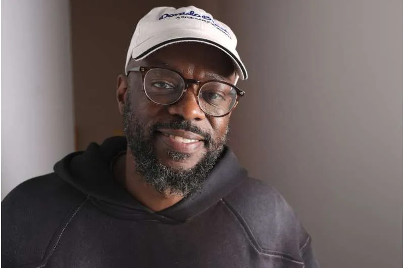 ИИ и юмор: комедианты осваивают нейросети, но остаются главными