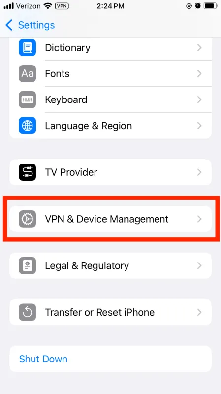 Удаление VPN на главном экране iOS.