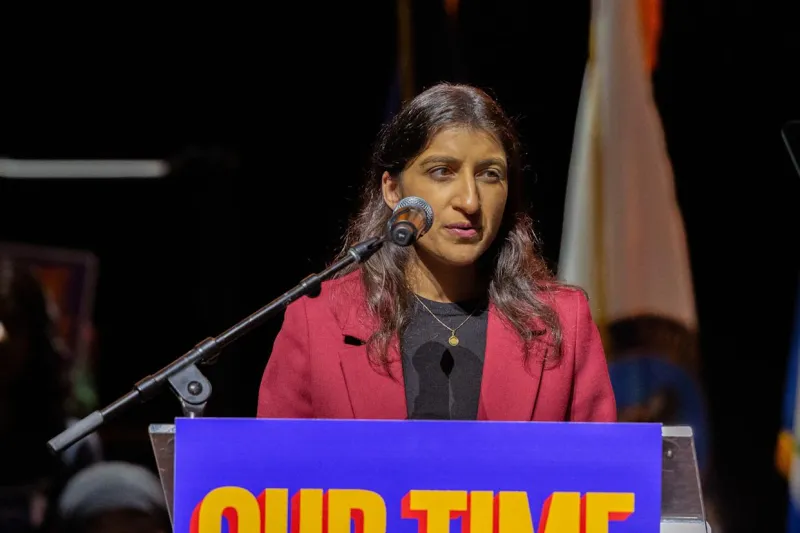 Лина Хан поможет мэру Нью-Йорка в борьбе с корпорациями