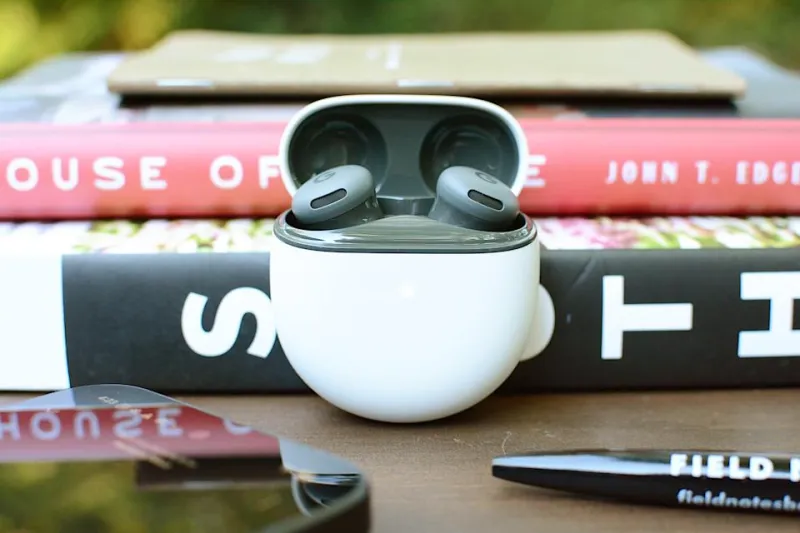 Обзор Google Pixel Buds 2a: комфорт и шумодав по доступной цене