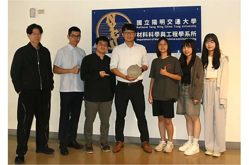 A 64-killobit spin-orbit torque memory based on β-Tungsten composites