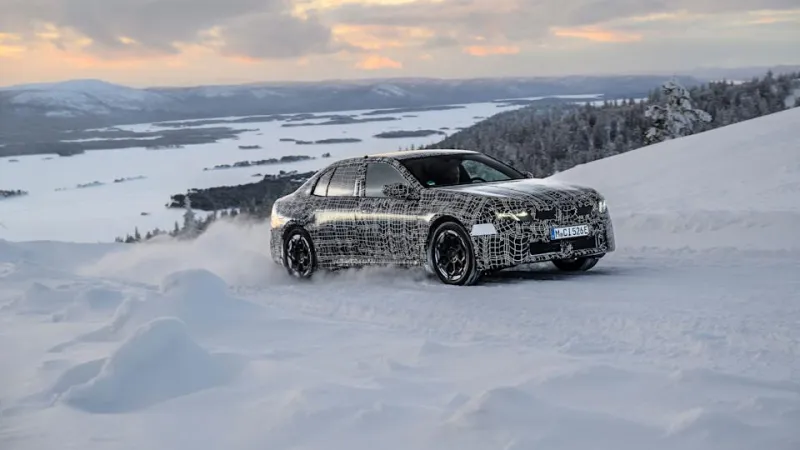 Прототип BMW i3 на трассе в Швеции